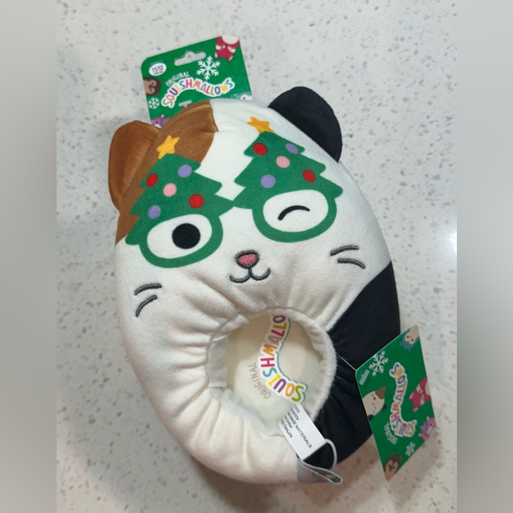 Squishmallows Festive Cat Slippers